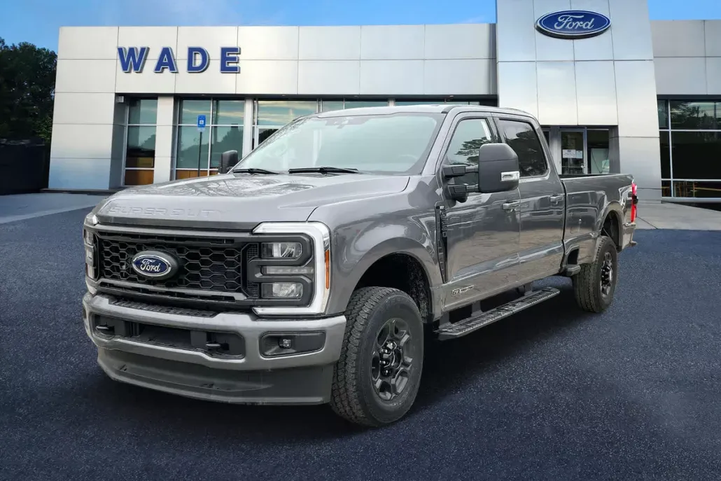 2024 Ford F-350 XLT photo 1