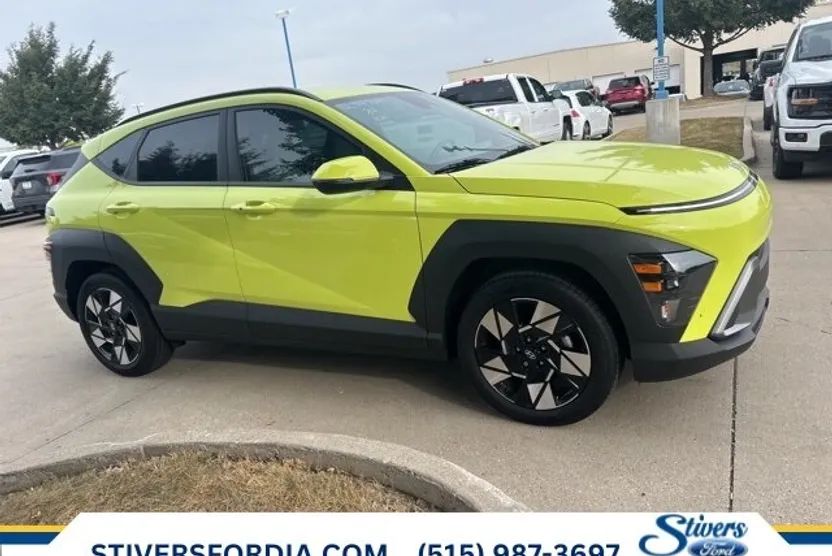 2024 Hyundai Kona SEL photo 1