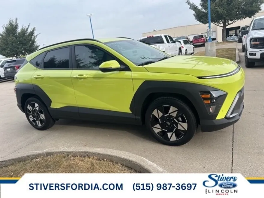 2024 Hyundai Kona SEL photo 1