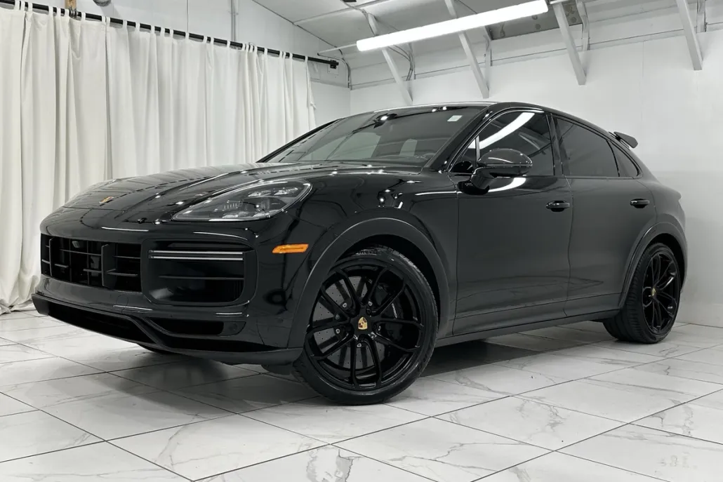 2023 Porsche Cayenne Turbo GT Coupe photo 1