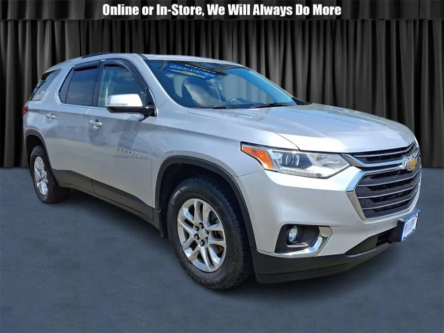 2018 Chevrolet Traverse Cloth 1LT photo 1