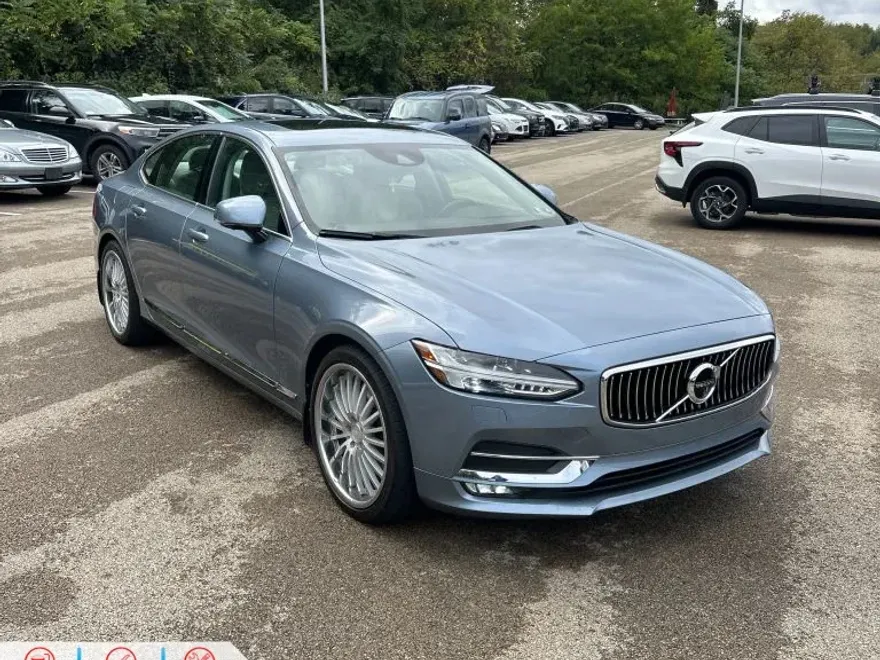 2017 Volvo S90 T6 Inscription photo 1