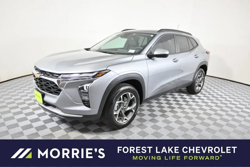 2025 Chevrolet Trax LT photo 1