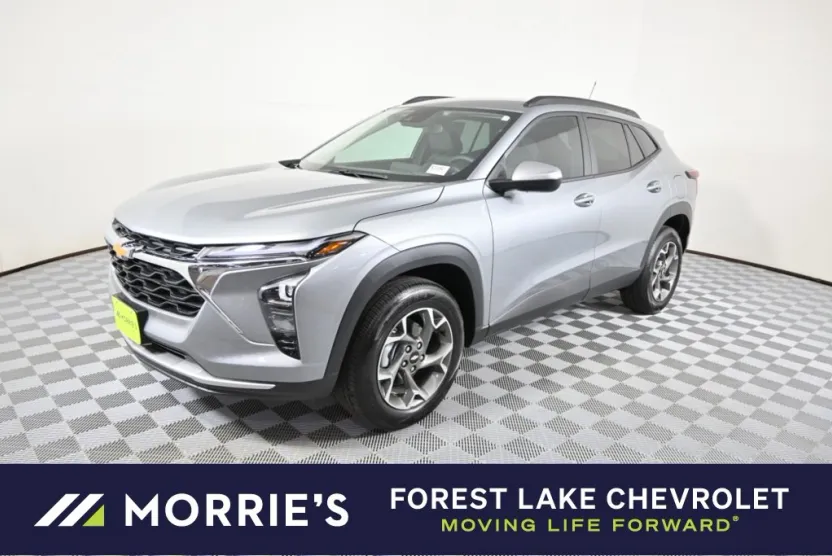 2025 Chevrolet Trax LT photo 1