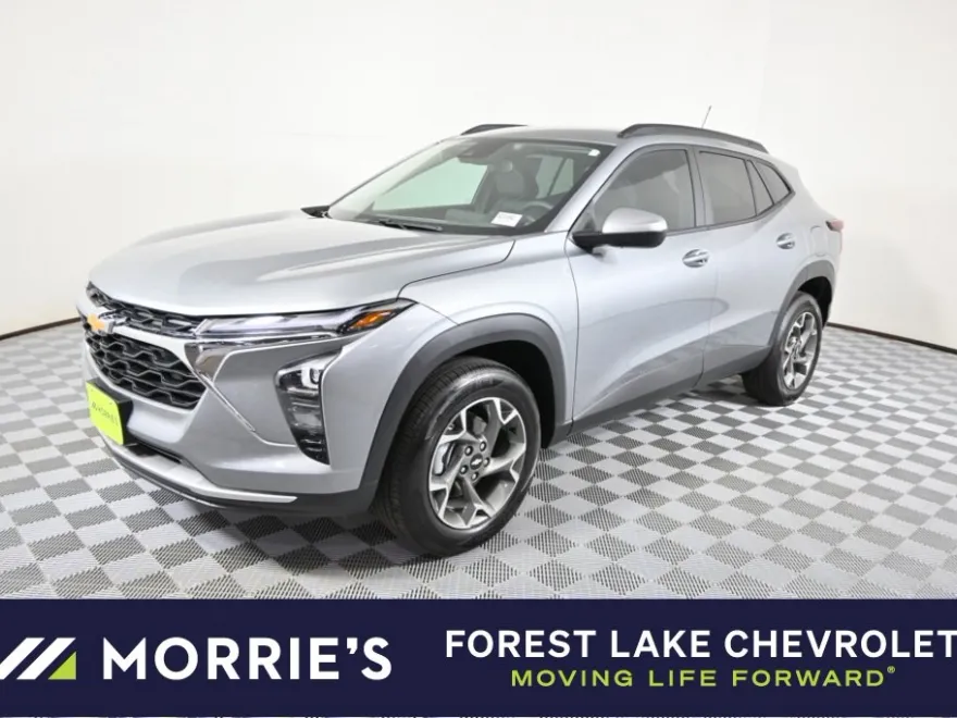 2025 Chevrolet Trax LT photo 1