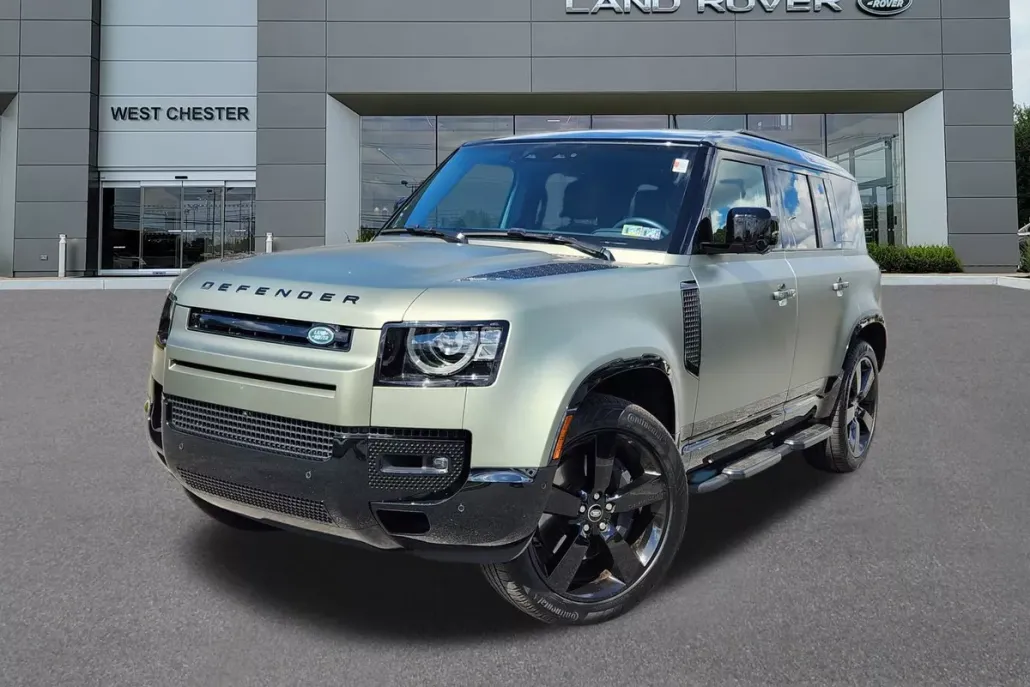2025 Land Rover Defender 110 X-Dynamic SE photo 1