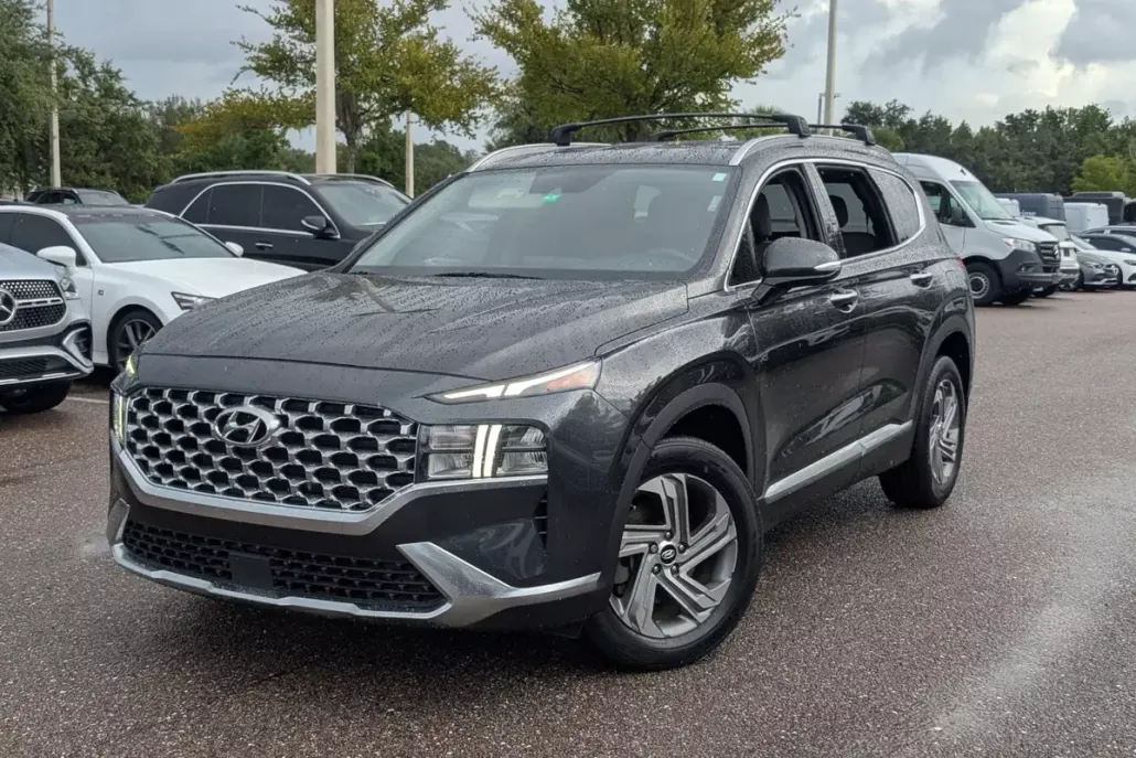 2022 Hyundai Santa Fe SEL photo 1