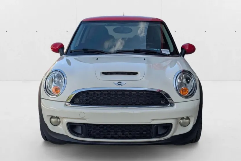 2013 Mini Cooper 2 Door Hardtop S photo 1