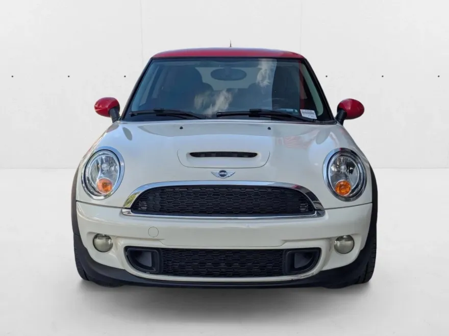 2013 Mini Cooper 2 Door Hardtop S photo 1
