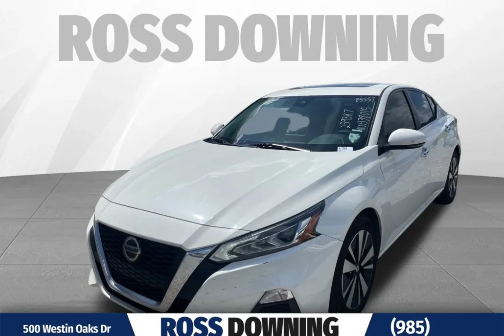 2022 Nissan Altima 2.5 SV photo 1