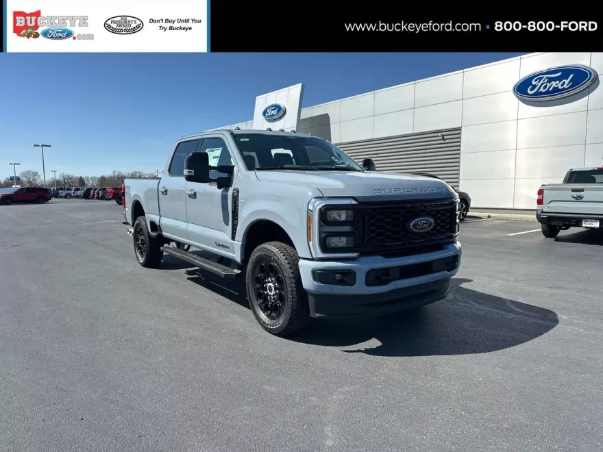 2025 Ford F-350 photo 1