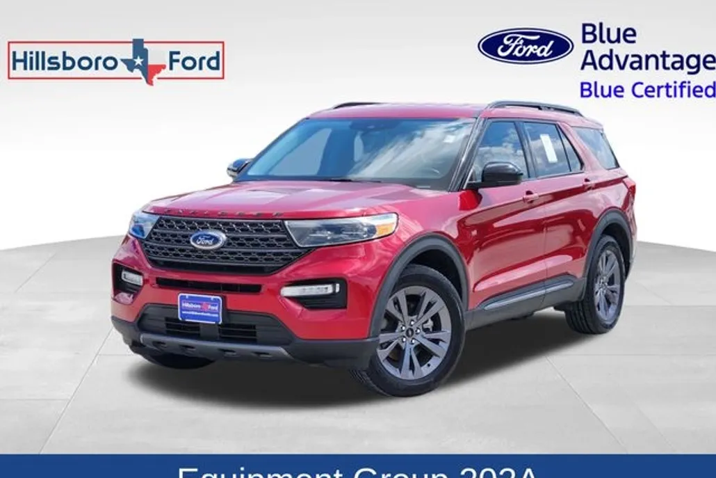 2022 Ford Explorer XLT photo 1