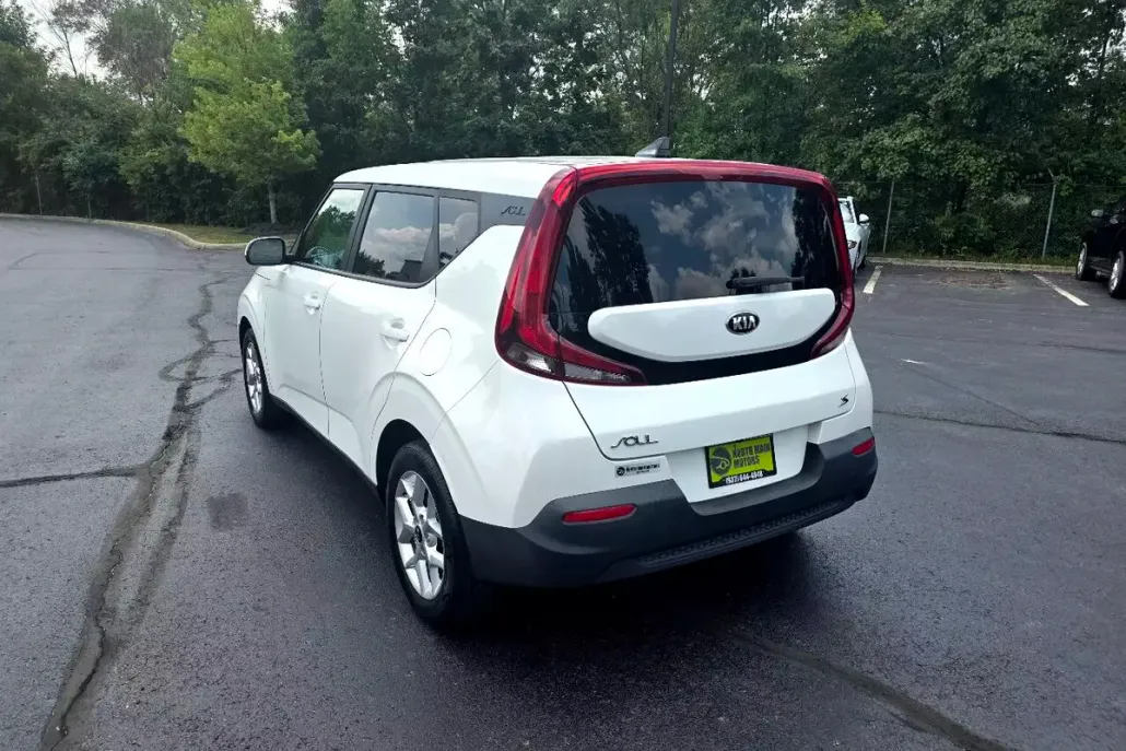 2021 Kia Soul S photo 1
