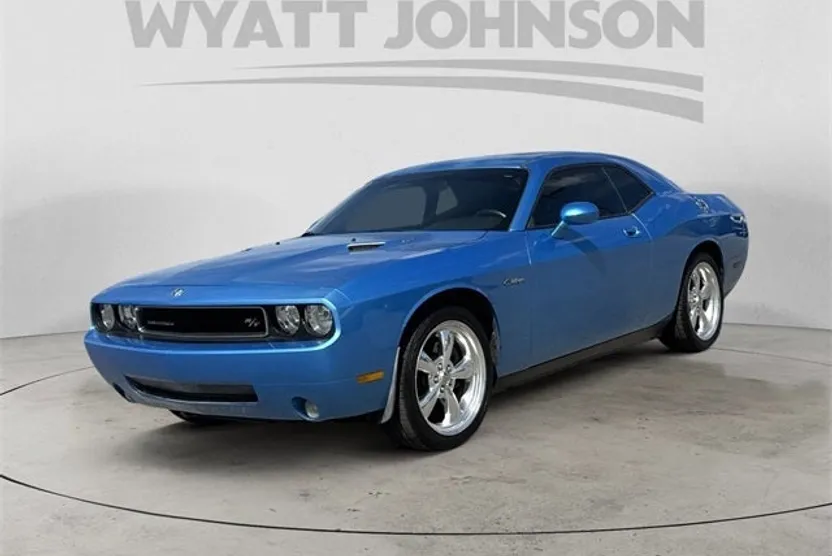 2010 Dodge Challenger R/T photo 1