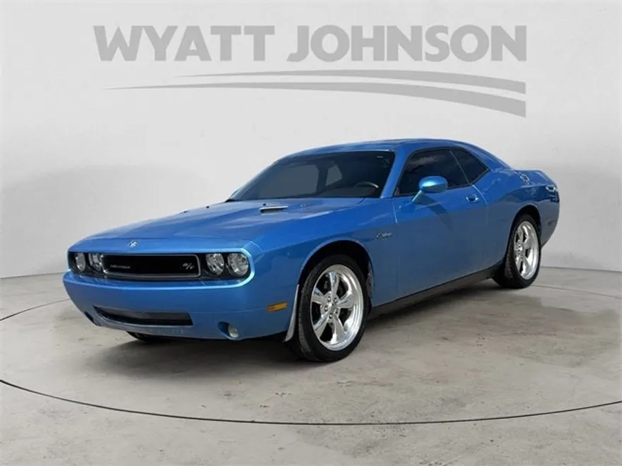 2010 Dodge Challenger R/T photo 1
