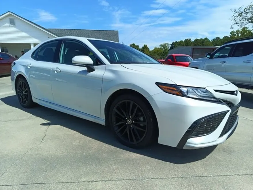 2023 Toyota Camry XSE photo 1