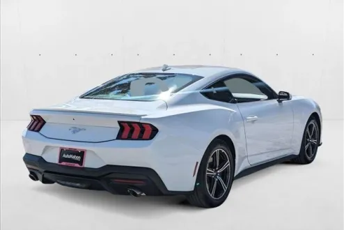 2025 Ford Mustang EcoBoost Premium photo 2