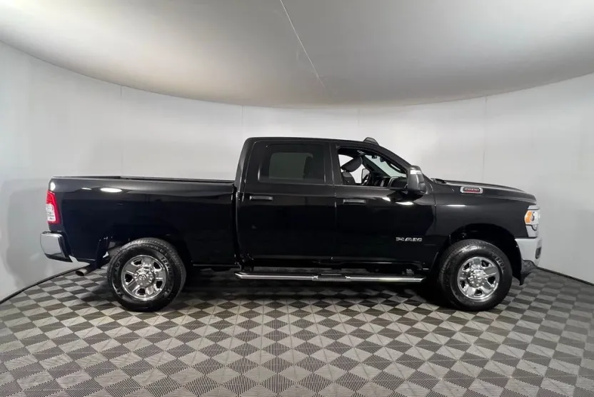 2024 Ram 2500 Big Horn photo 1
