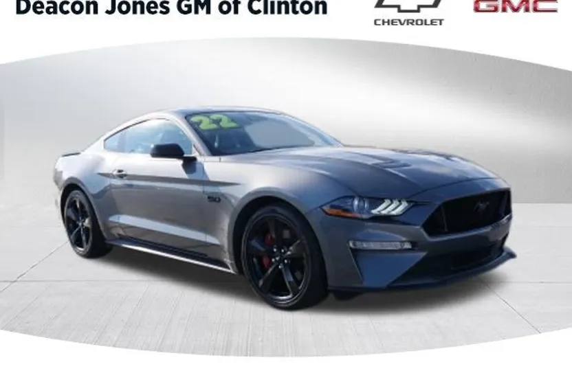 2022 Ford Mustang GT photo 1