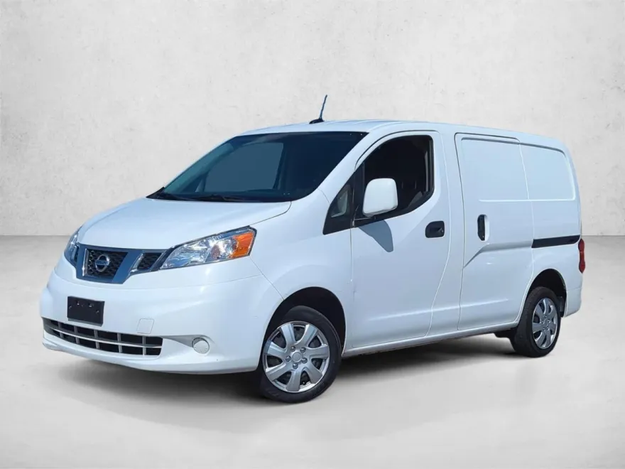 2020 Nissan NV200 SV photo 1