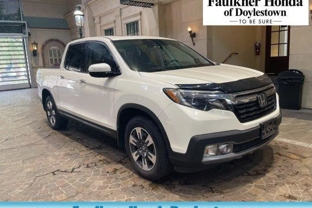 2019 Honda Ridgeline RTL-E photo 1