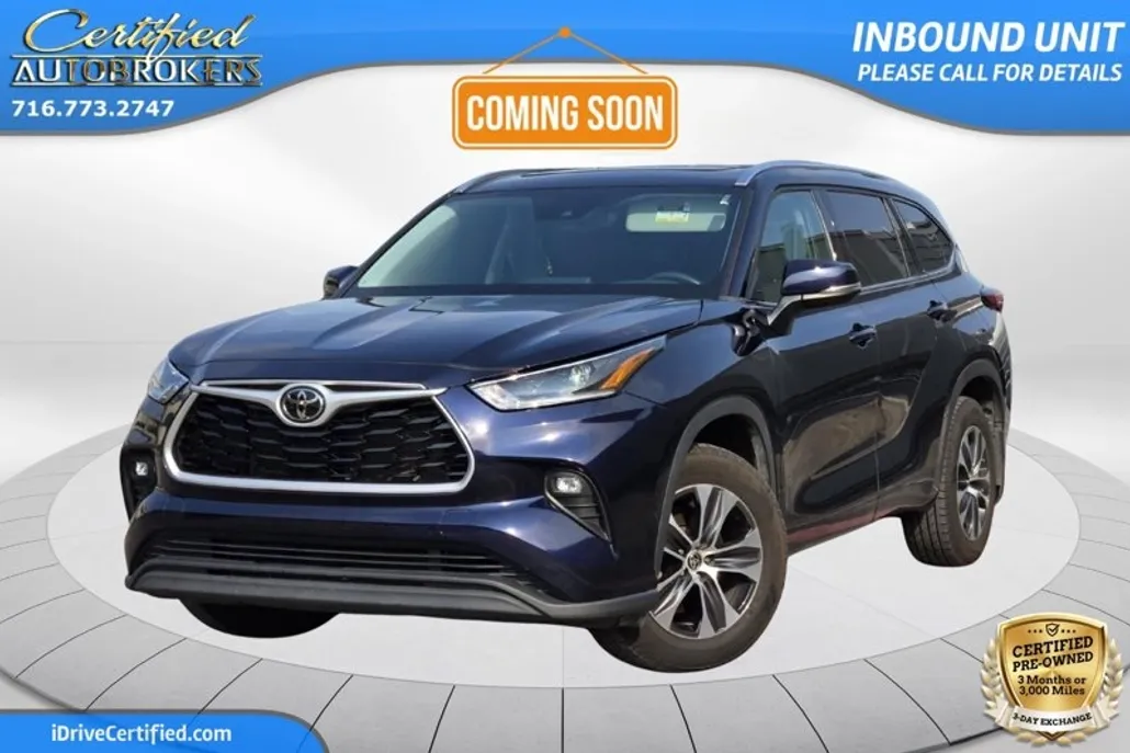 2021 Toyota Highlander XLE photo 1