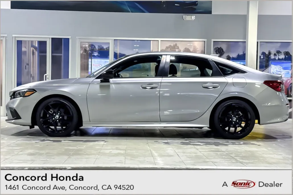2024 Honda Civic Sport photo 1