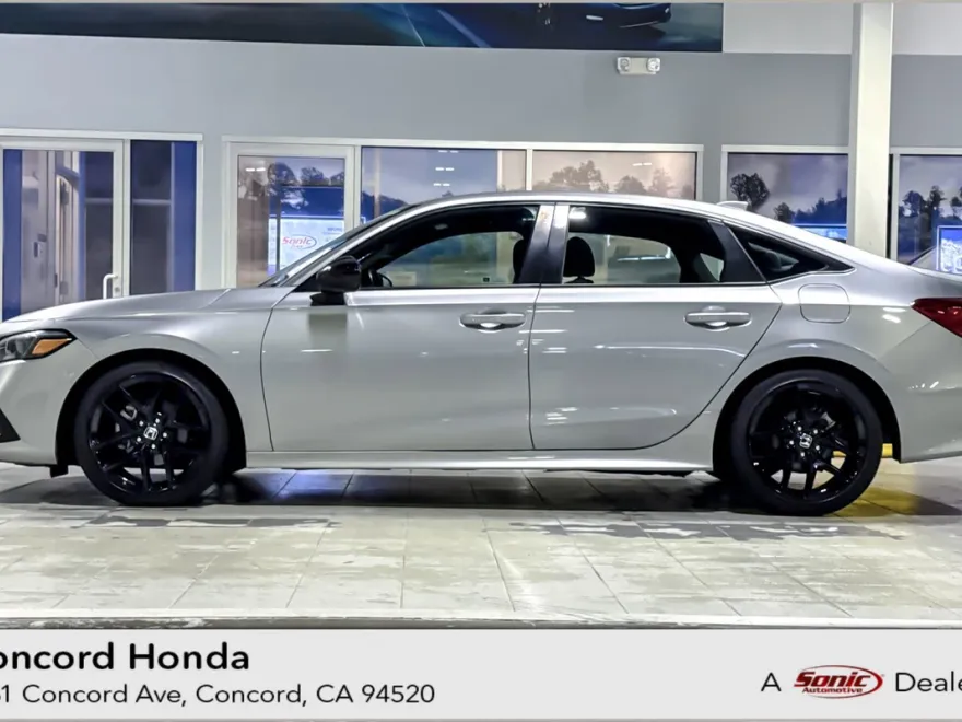 2024 Honda Civic Sport photo 1