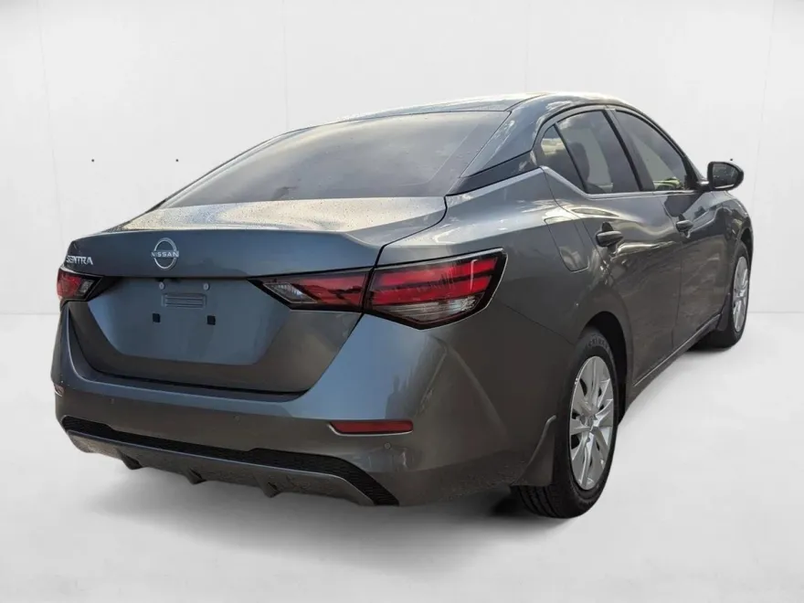 2025 Nissan Sentra S photo 1