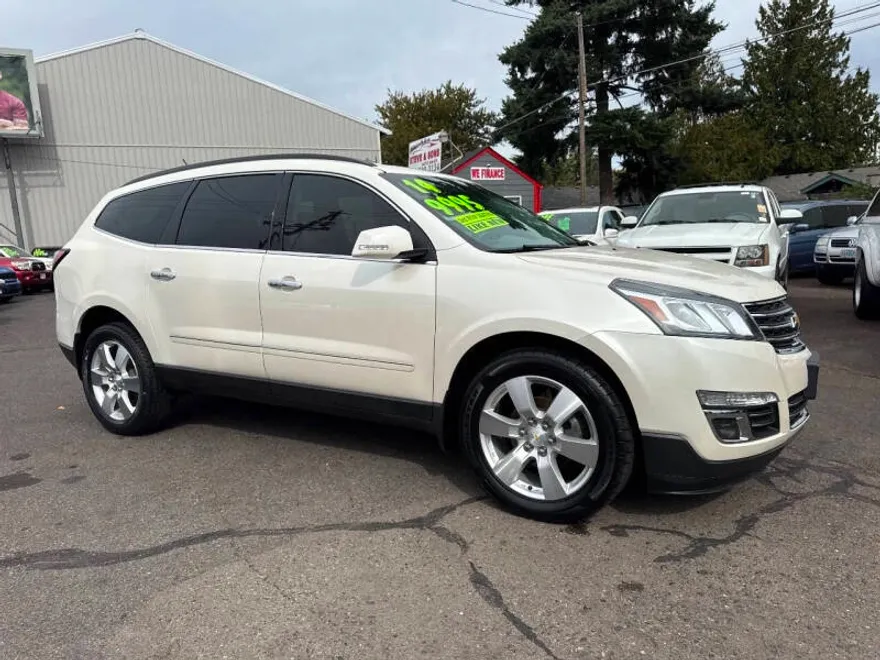 2014 Chevrolet Traverse LTZ photo 1
