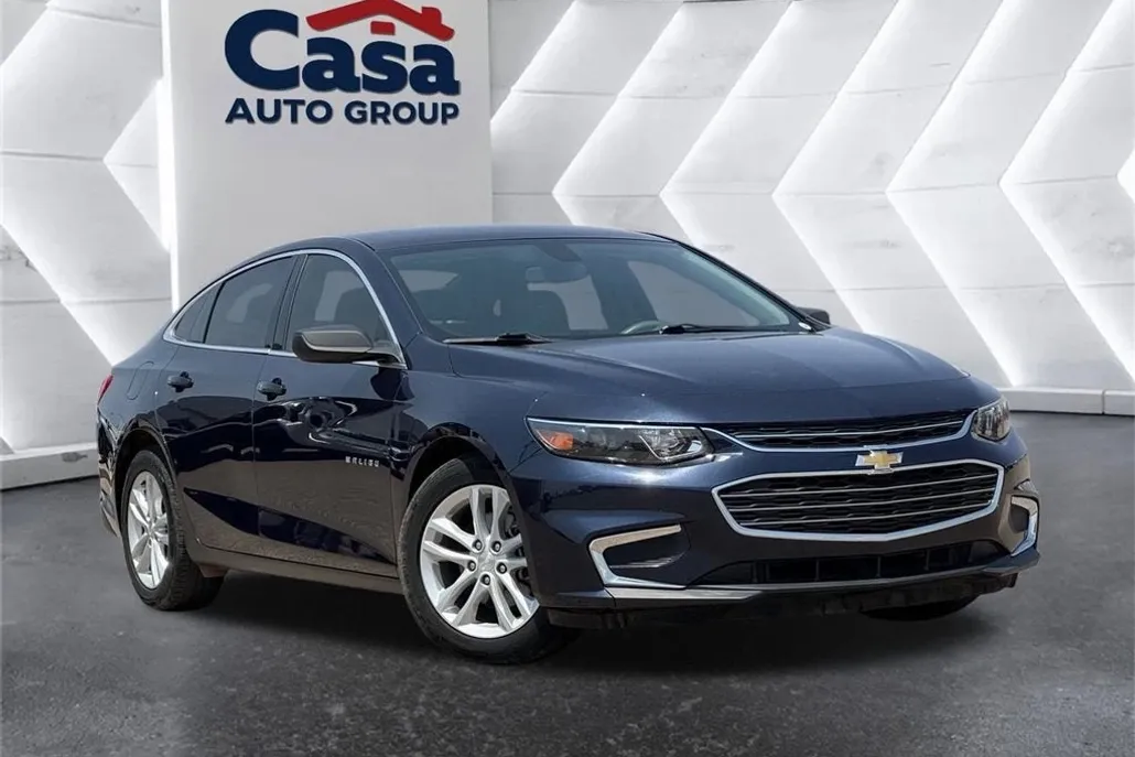 2018 Chevrolet Malibu LS photo 1
