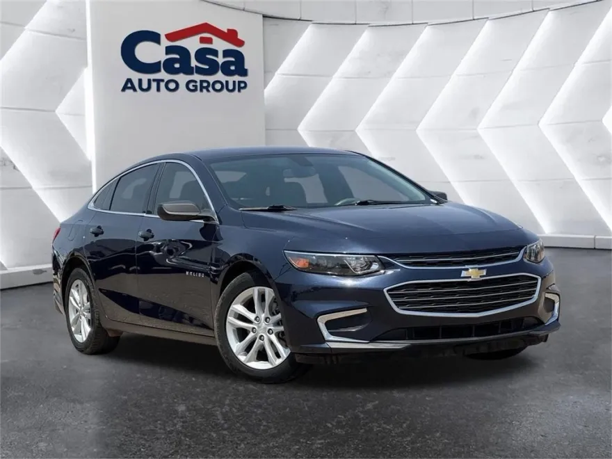 2018 Chevrolet Malibu LS photo 1