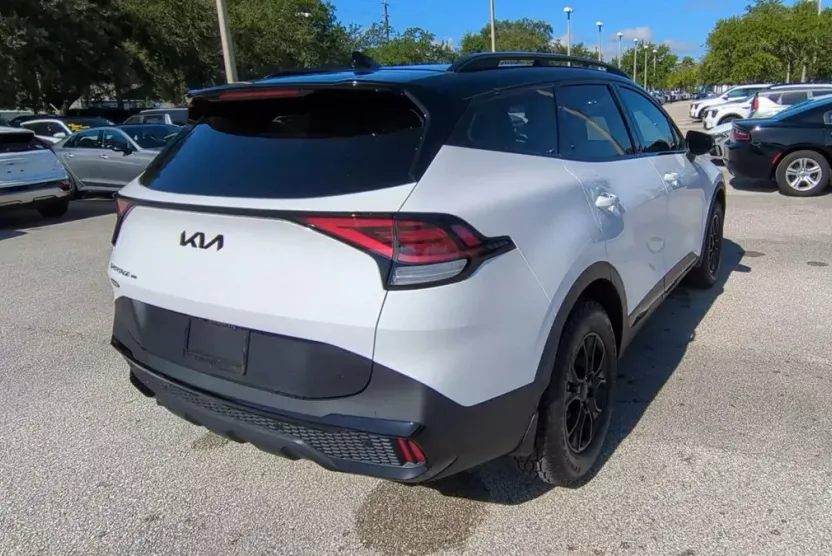 2025 Kia Sportage X-Pro Prestige photo 1