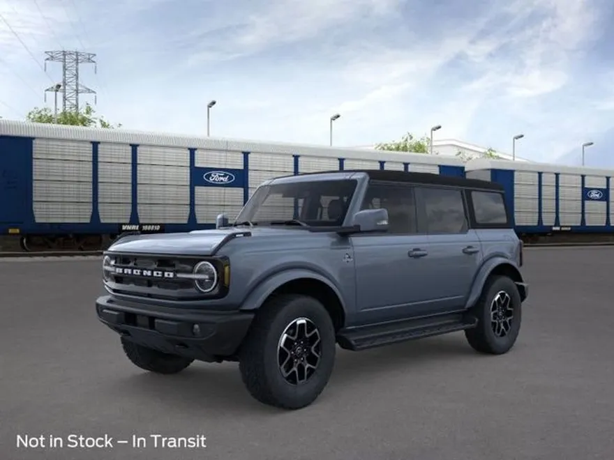 2025 Ford Bronco Outer Banks photo 1