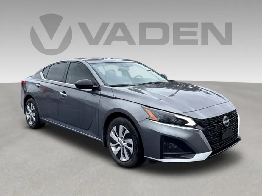 2024 Nissan Altima 2.5 S photo 1