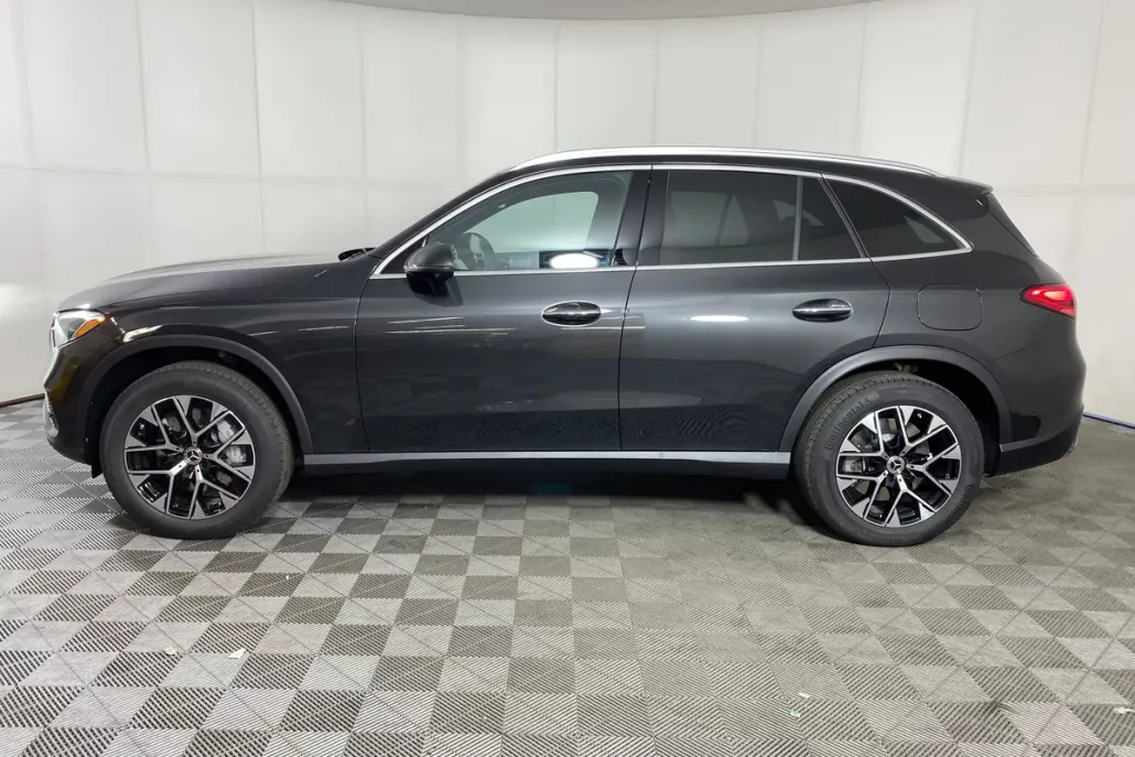 2026 Mercedes Benz GLC 350e 4MATIC photo 1