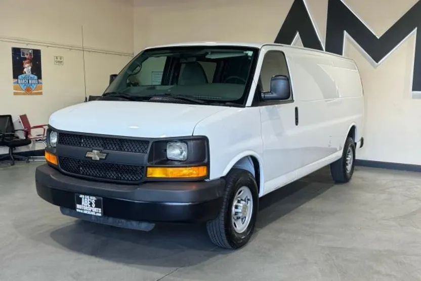 2013 Chevrolet Express 2500 Cargo Van photo 1