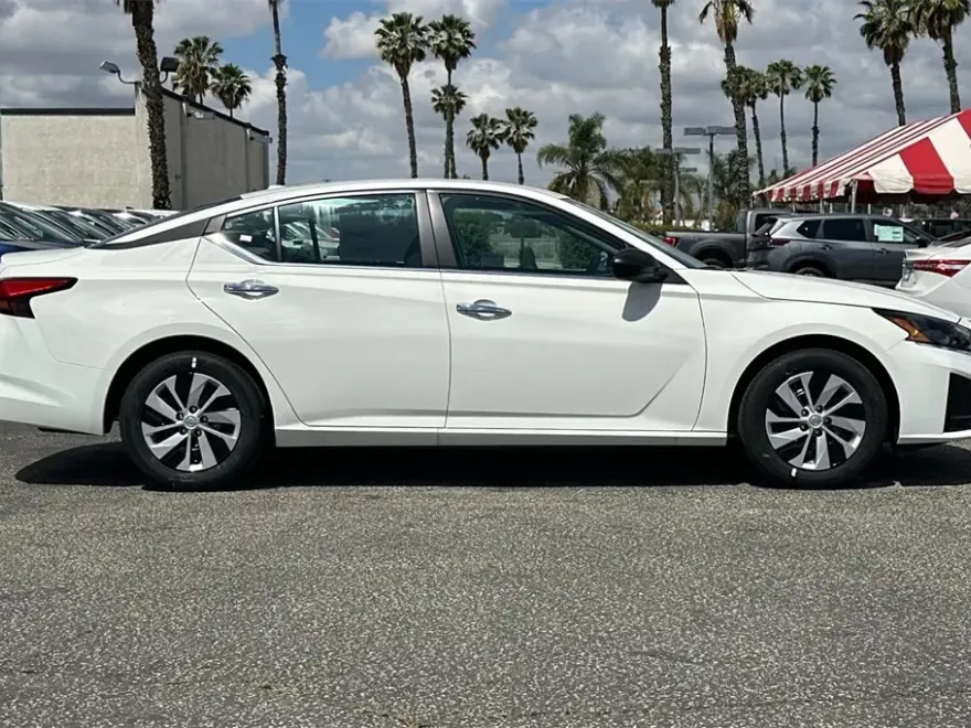 2025 Nissan Altima 2.5 S photo 1