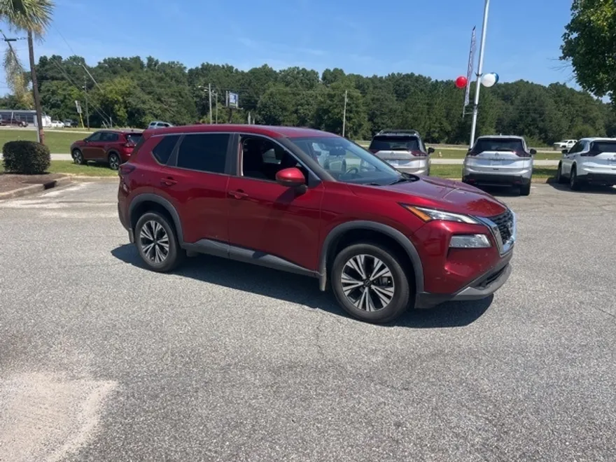2023 Nissan Rogue SV photo 1