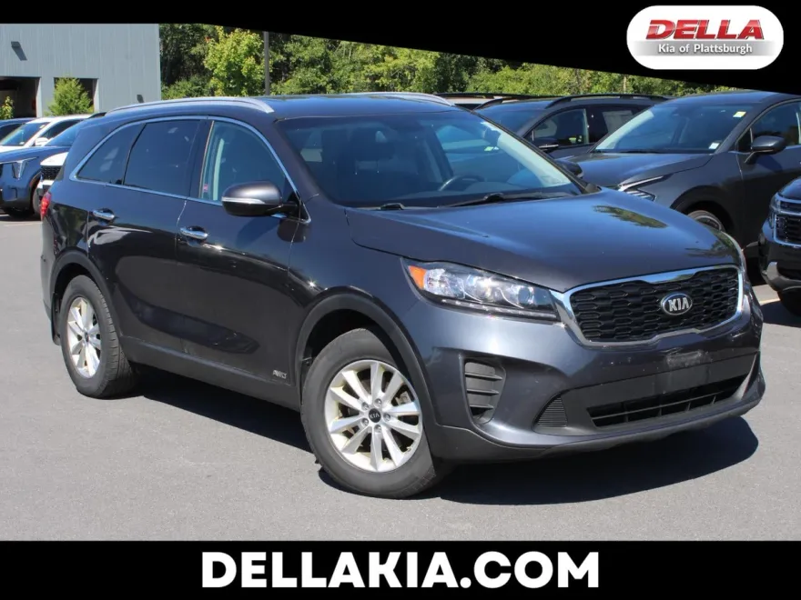 2019 Kia Sorento LX photo 1