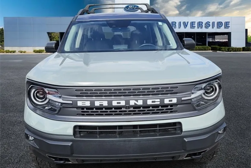 2023 Ford Bronco Sport Badlands photo 1