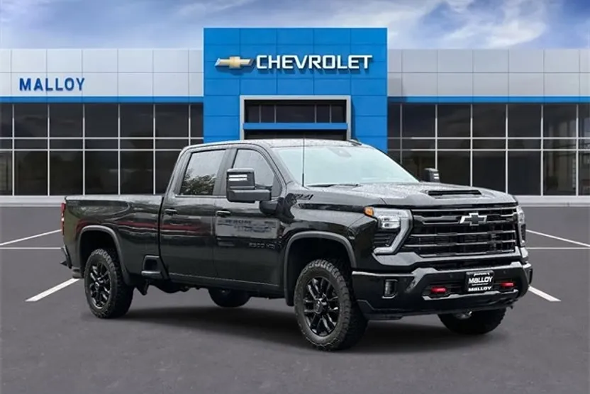 2025 Chevrolet Silverado 2500HD LT photo 1