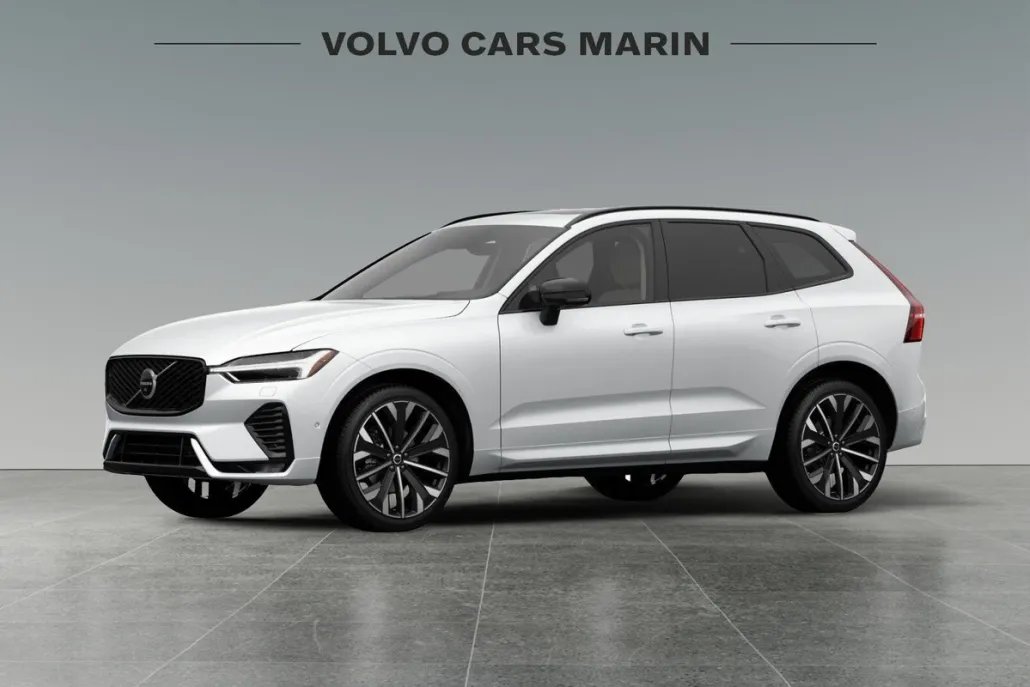2026 Volvo XC60 B5 photo 1