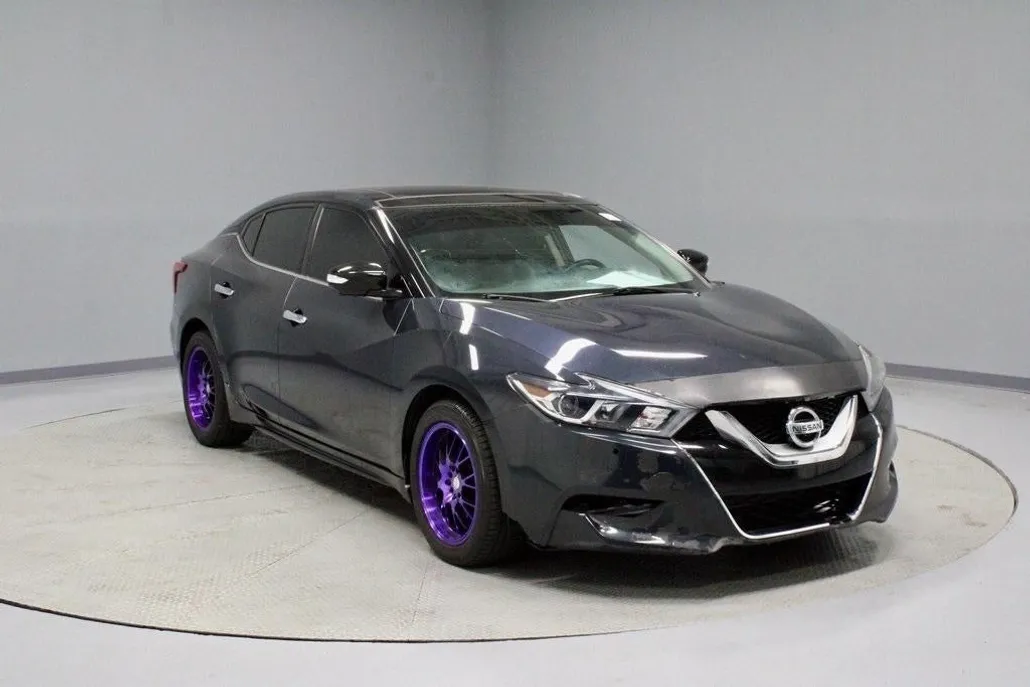 2016 Nissan Maxima Platinum photo 1