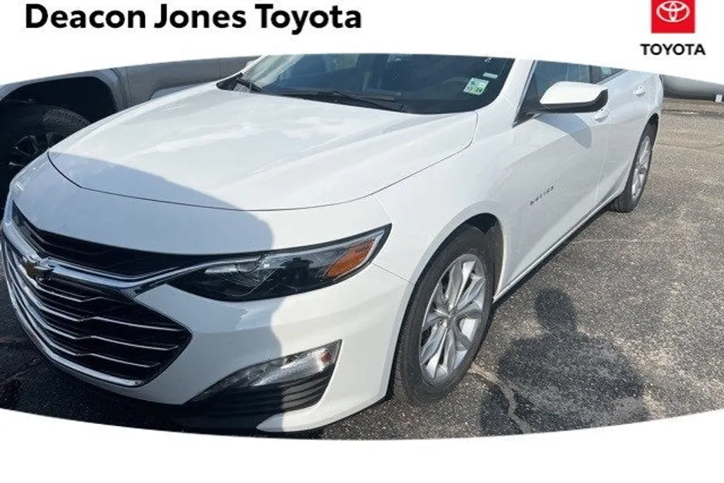 2024 Chevrolet Malibu 1LT photo 1