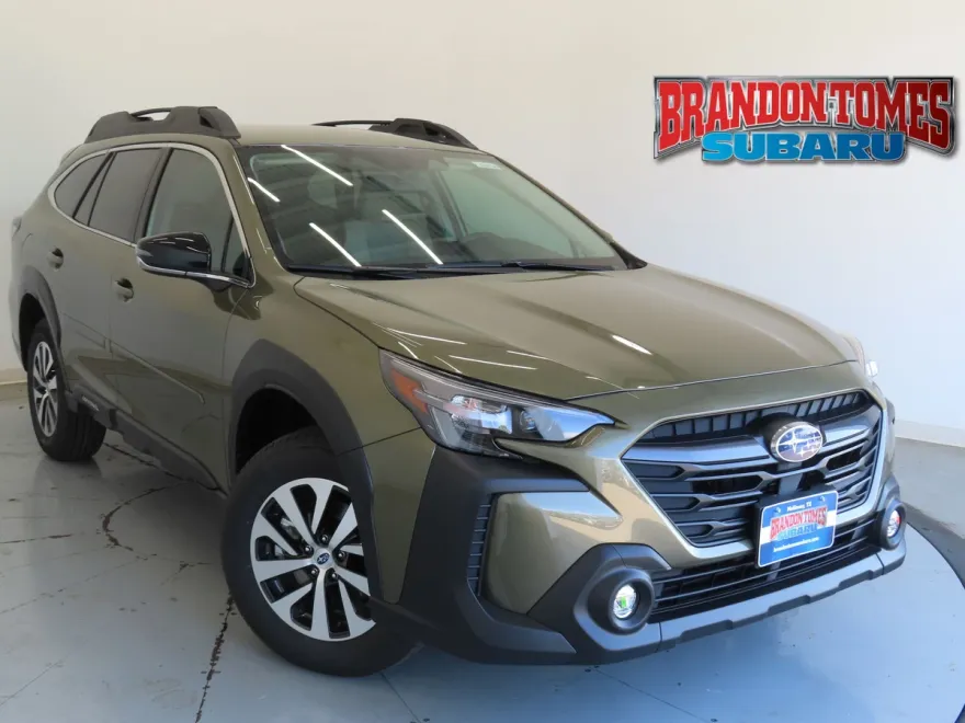 2025 Subaru Outback Premium photo 1