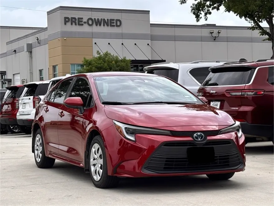 2023 Toyota Corolla SE XLE photo 1