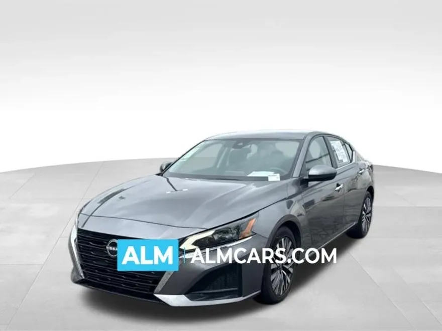 2023 Nissan Altima 2.5 SV photo 1