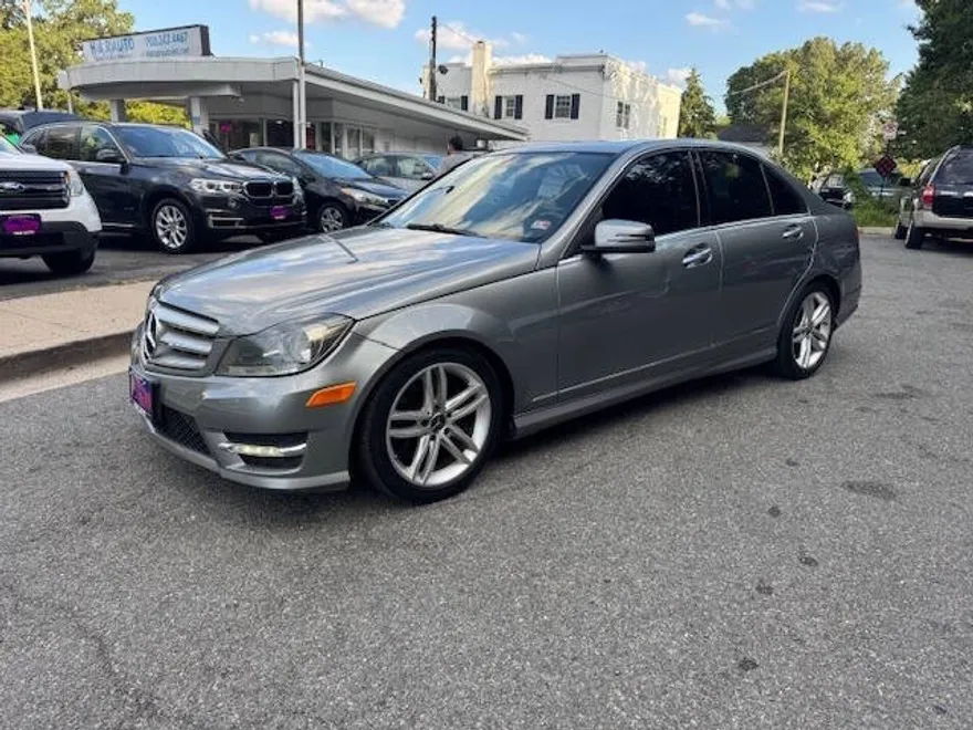 2013 Mercedes Benz C 300 Luxury 4MATIC photo 1