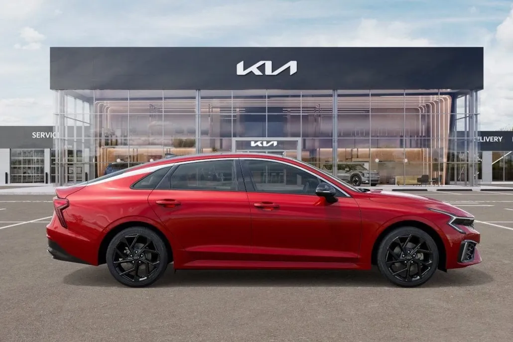 2026 Kia K5 GT-Line photo 1